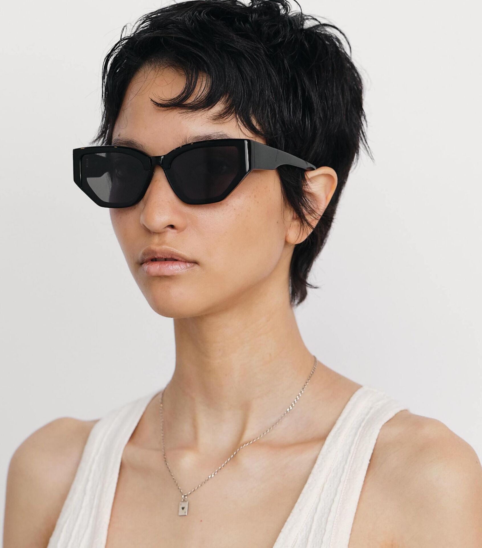 Projekt Produkt - Au1 - Güneş Gözlüğü - C1