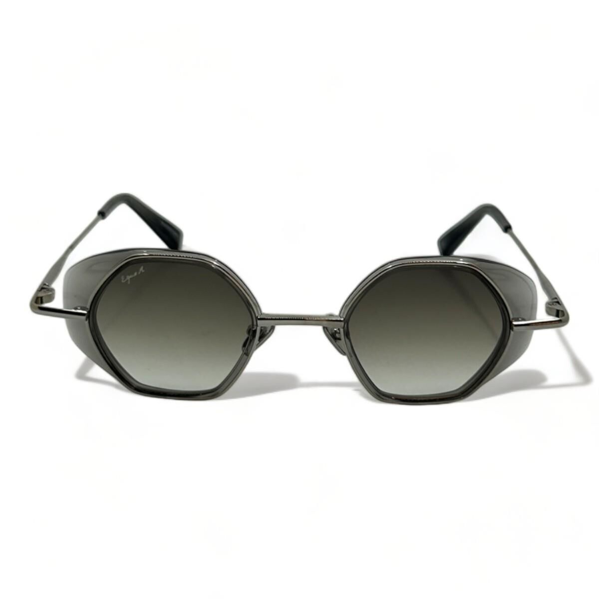 Eque.M Caver SGR Cat Eye Siyah Titanyum Unisex Güneş Gözlüğü